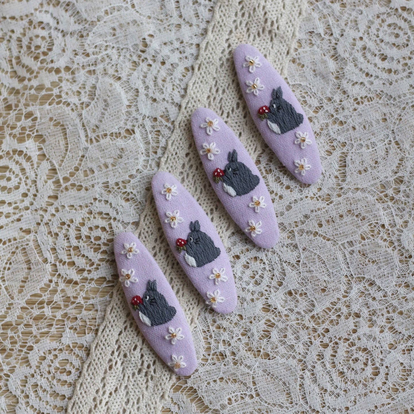 Totoro Haipins