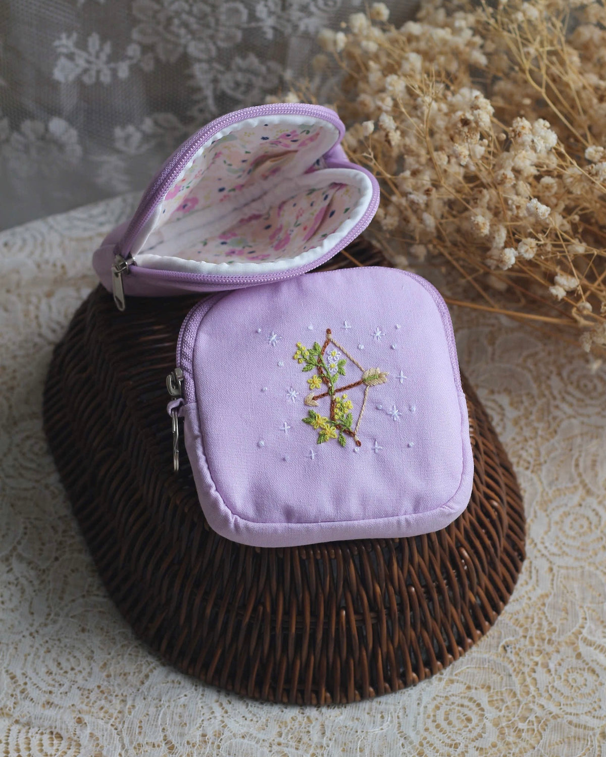 Witch Bow pouch