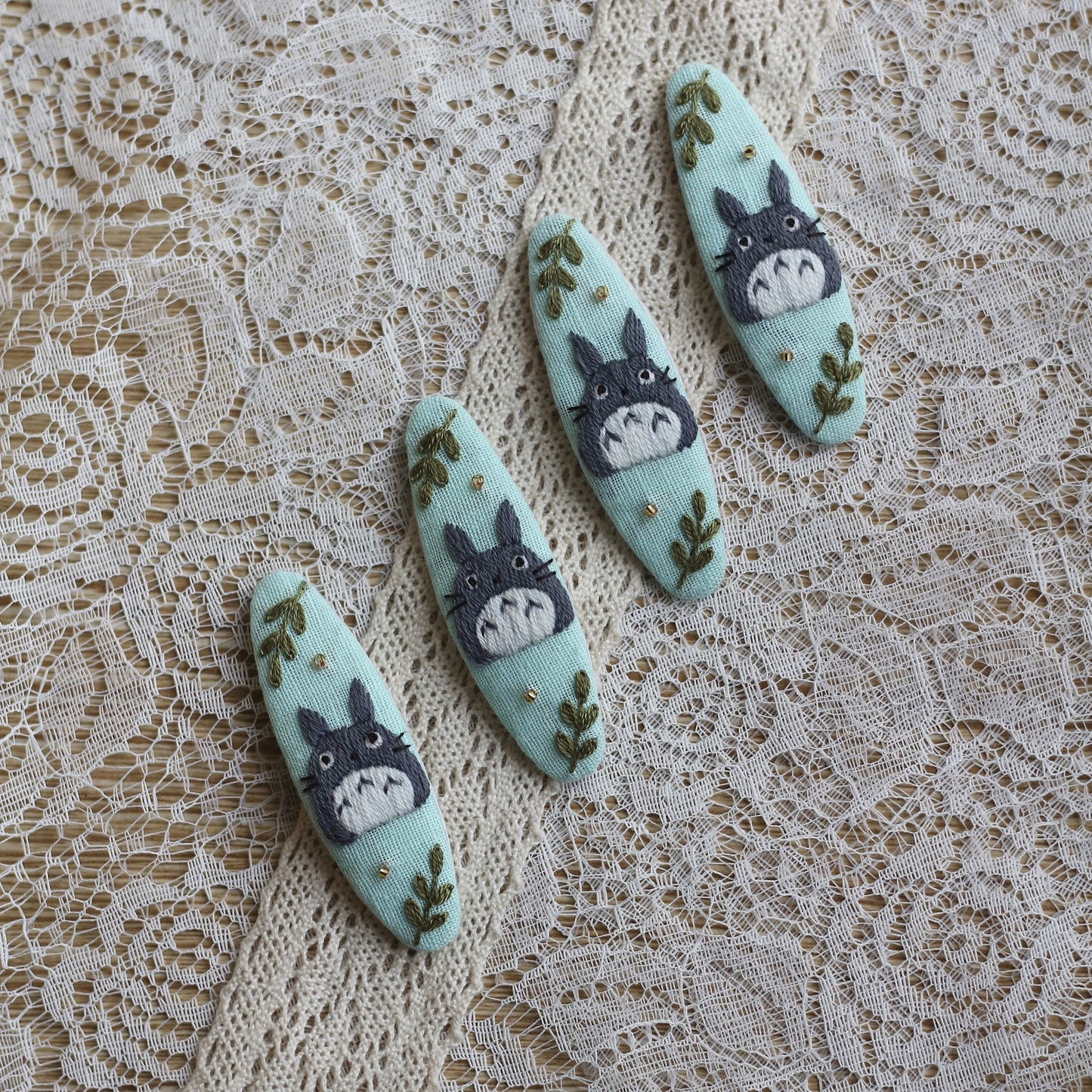 Totoro Haipins