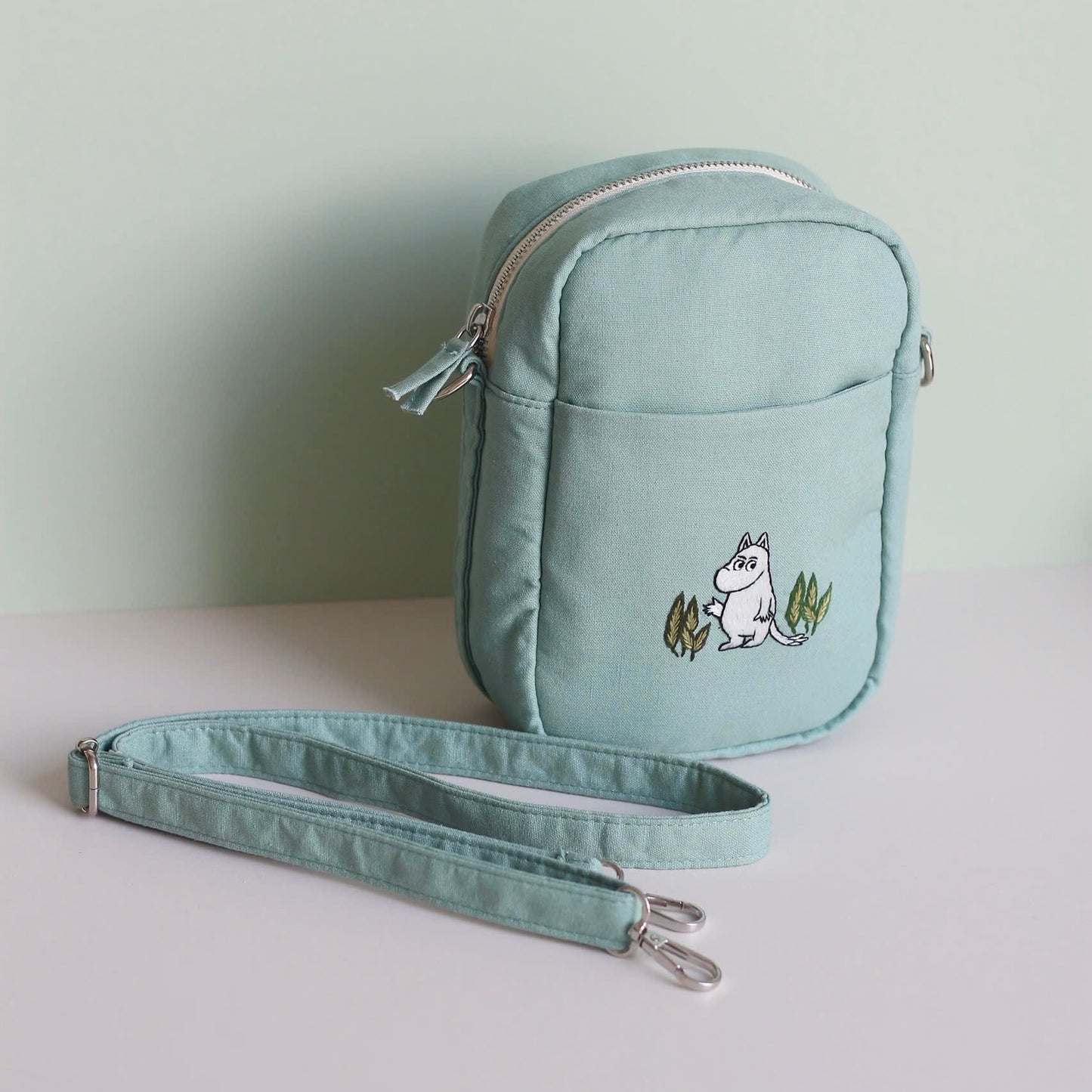 Moomin shoulder bag