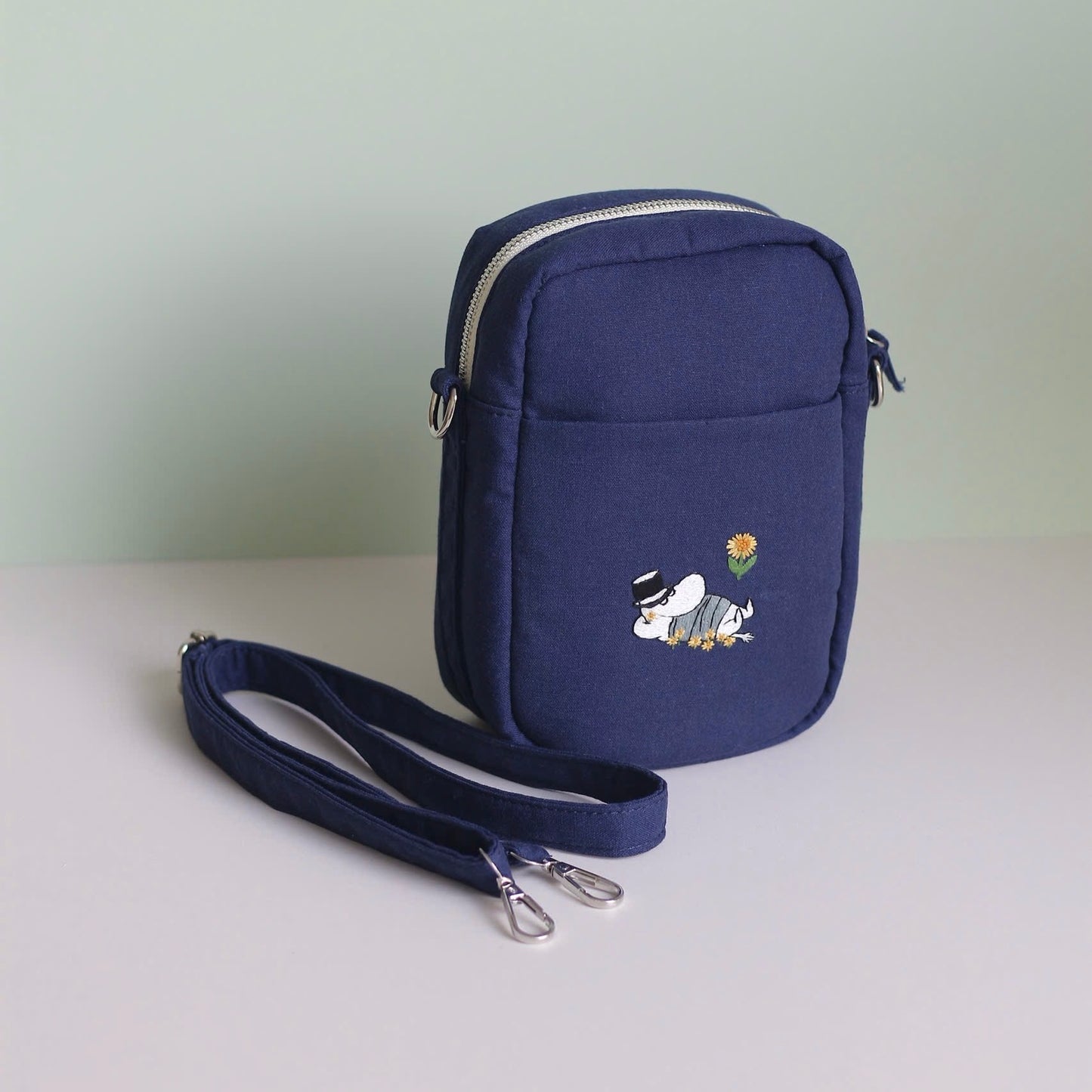 Moominpappa shoulder bag