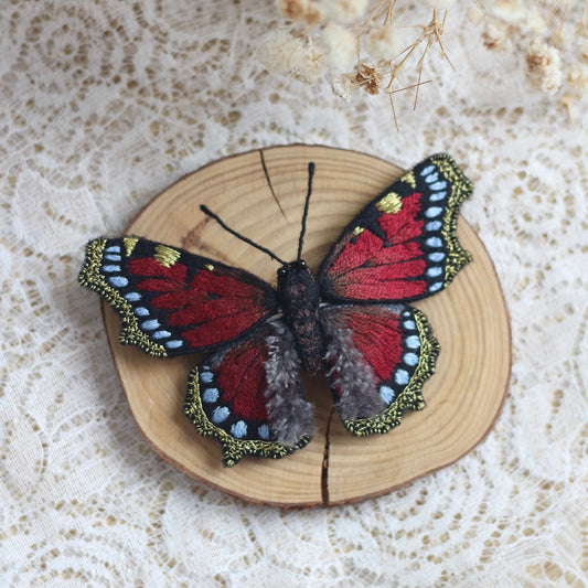 Mourning cloak