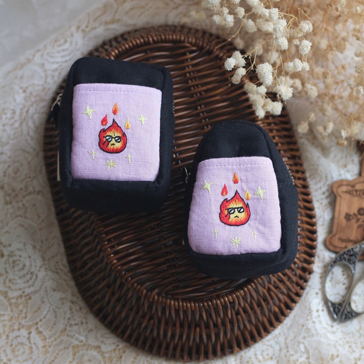 Calcifer pouch