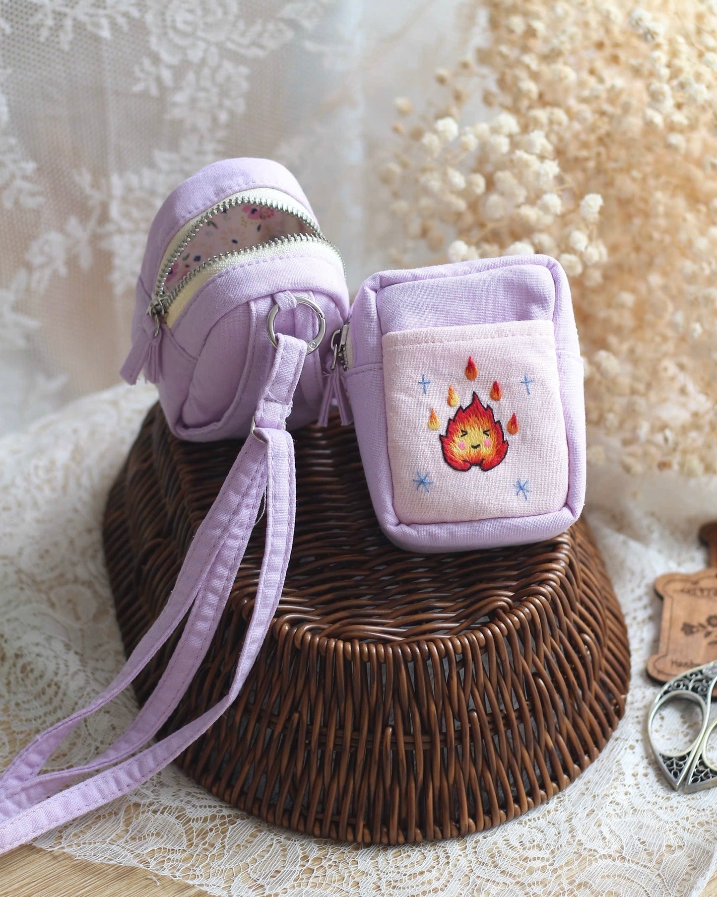 Calcifer pouch