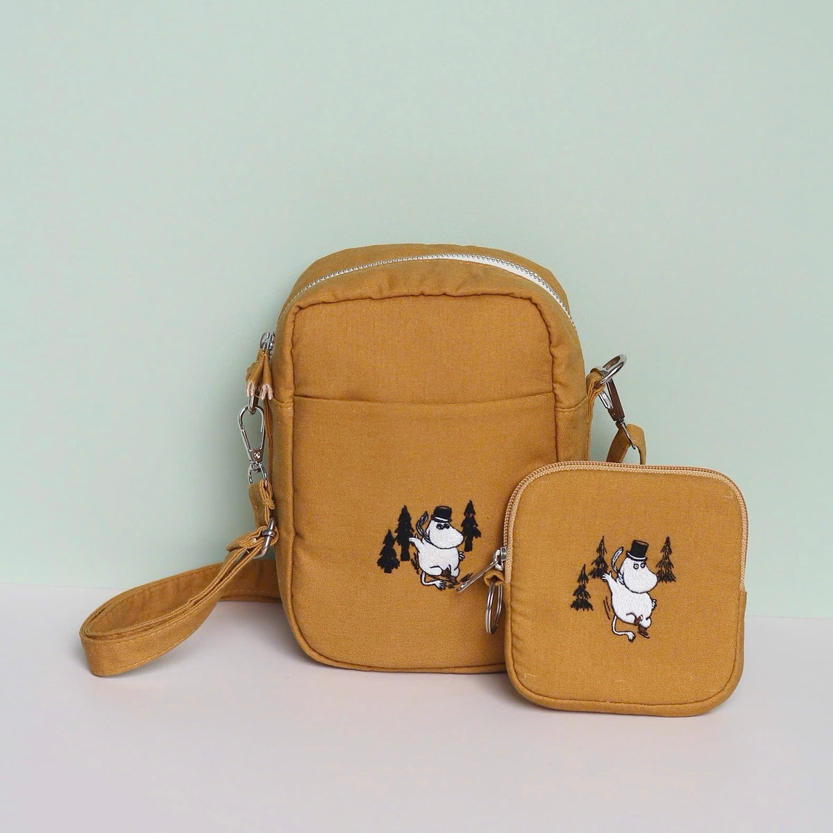 Moominpappa skating bag