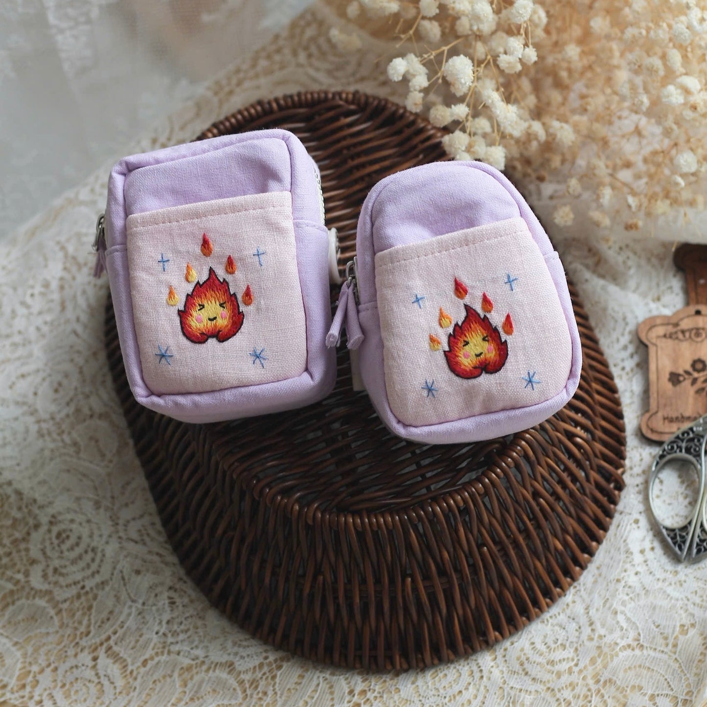 Calcifer pouch