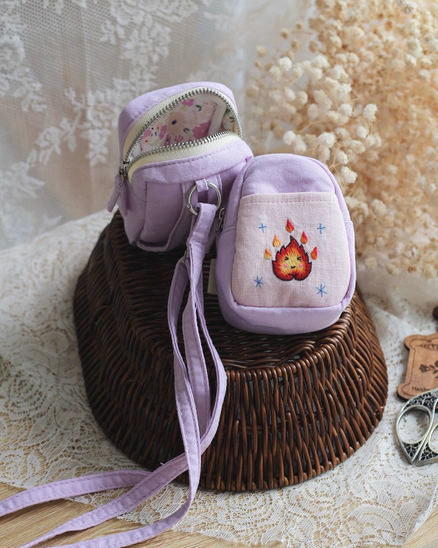 Calcifer pouch