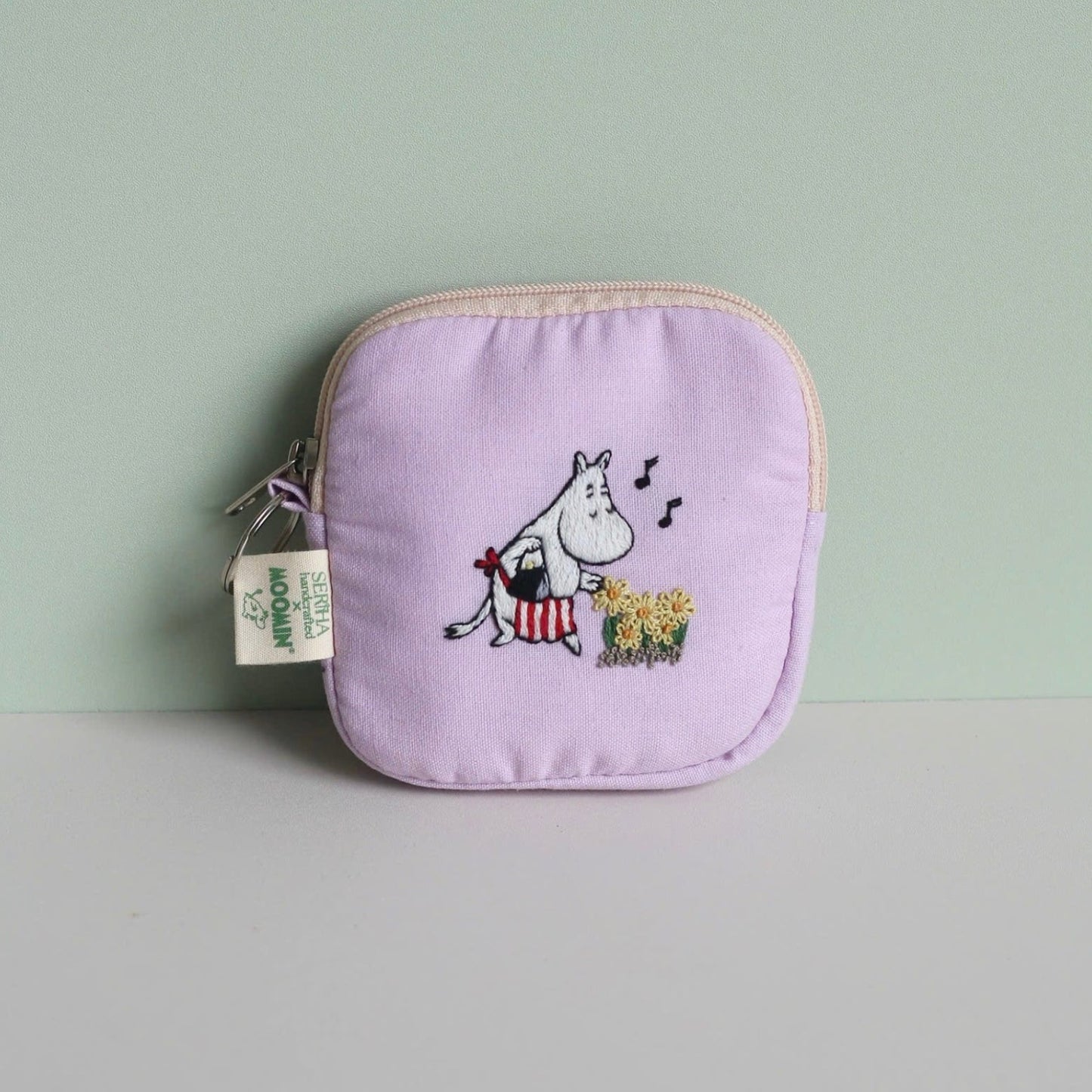 Moominmamma pouch
